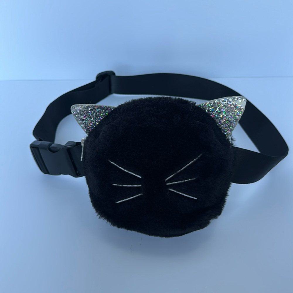 Cat Crossbody & Waist Bag- Fussy, Zip Closure, Adjustable, Amazing!